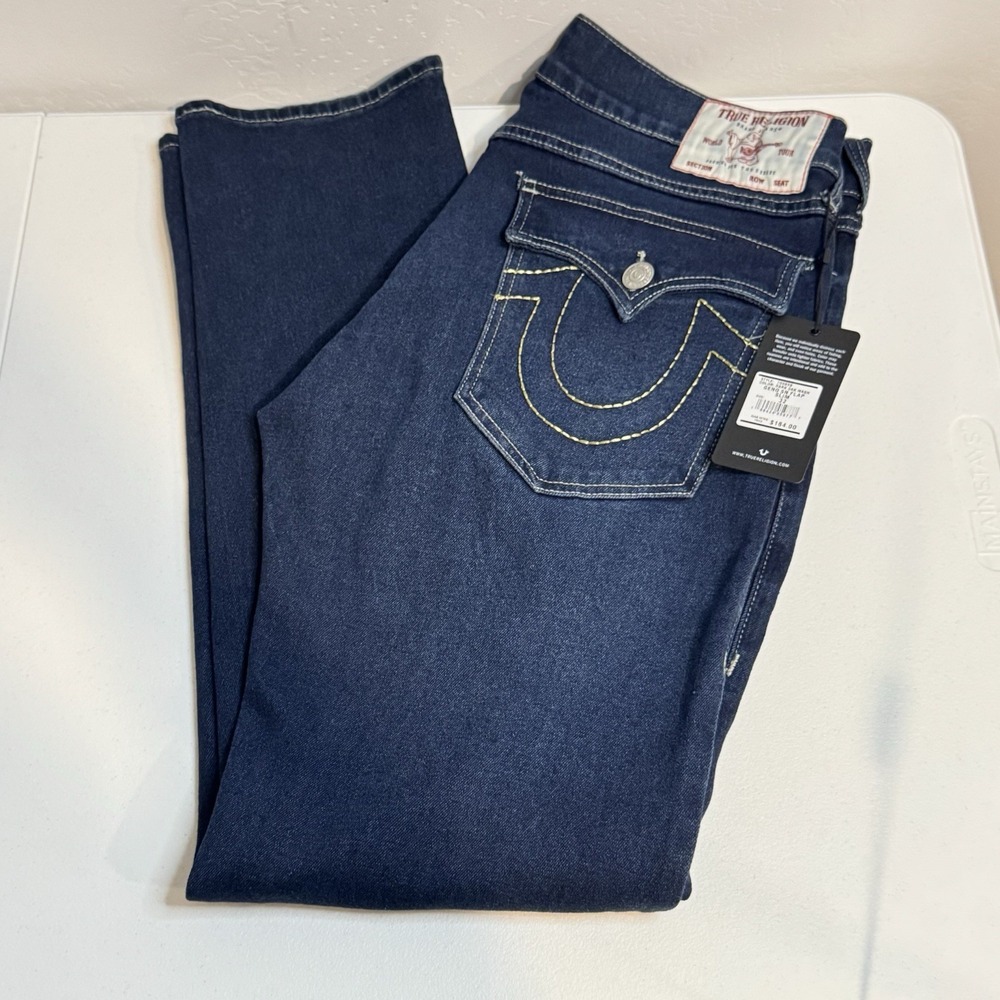 True Religion Dark Oak Wash Geno SN Flap Slim Mens Size W32 L32 Relaxed Denim